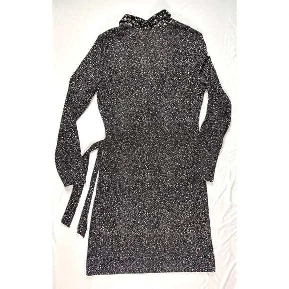 Diane von Furstenberg Jelsa Wrap Dress Womens 14 100% Silk Luxe Comfort Chic - Picture 11 of 11